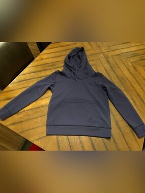 Lululemon City Slick Women’s Hoodie size 9 Gatsby Blue